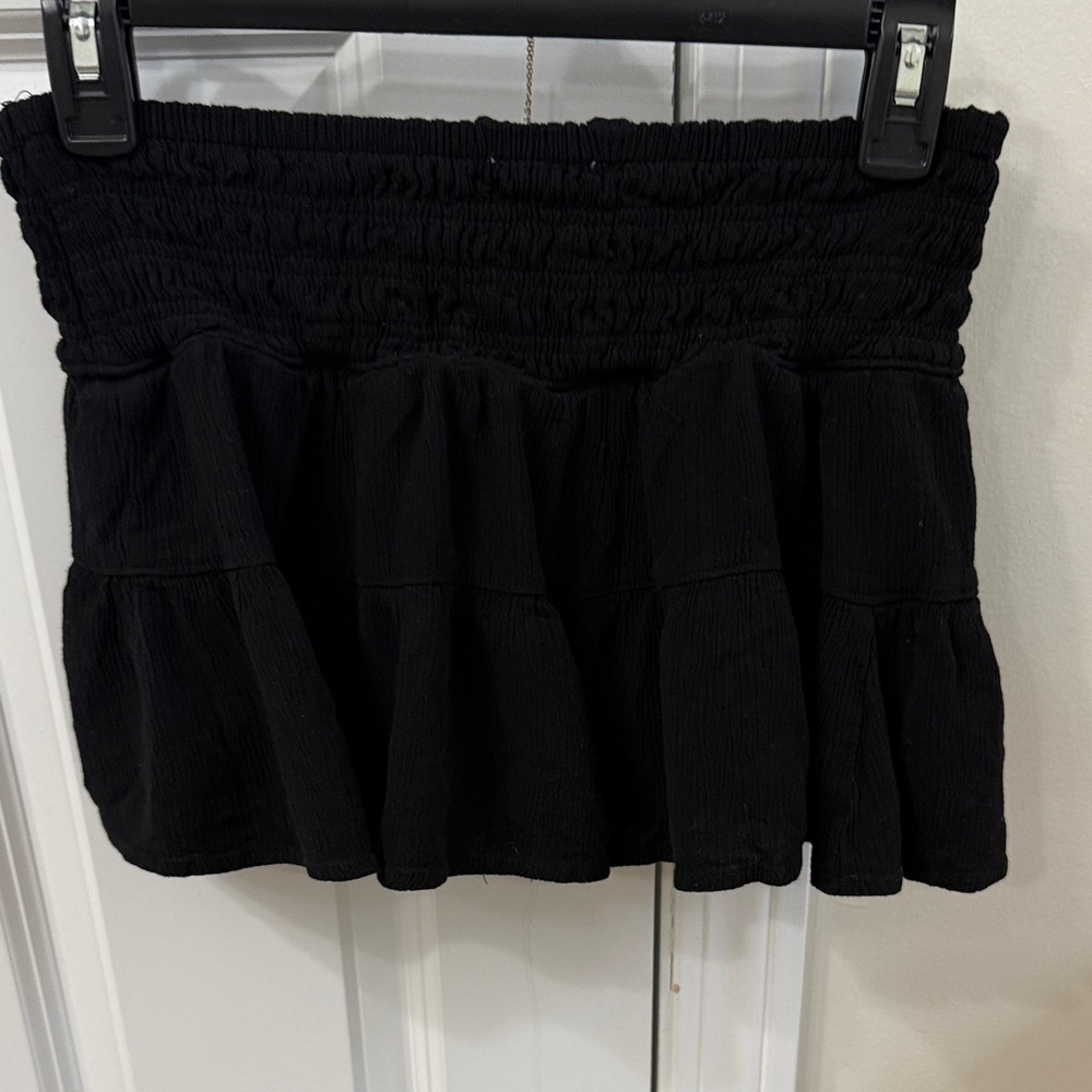 Garage Black Ruffled Skort - Picture 2 of 3
